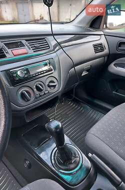 Седан Mitsubishi Lancer 2003 в 
