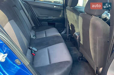 Седан Mitsubishi Lancer 2017 в 