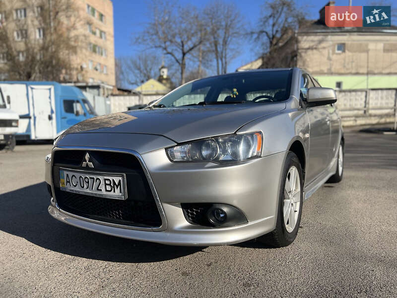 Седан Mitsubishi Lancer 2014 в Луцьку