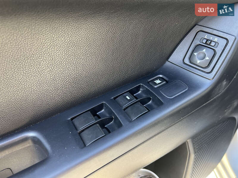 Седан Mitsubishi Lancer 2014 в Луцьку