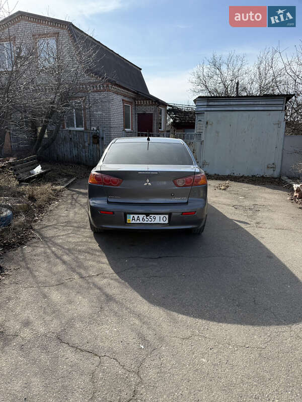 Седан Mitsubishi Lancer 2009 в Кривом Роге