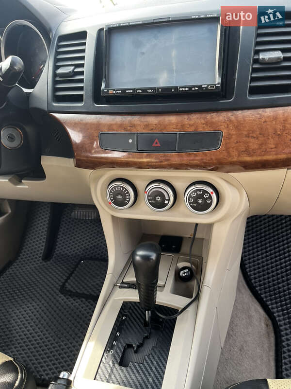 Седан Mitsubishi Lancer 2007 в Ратным