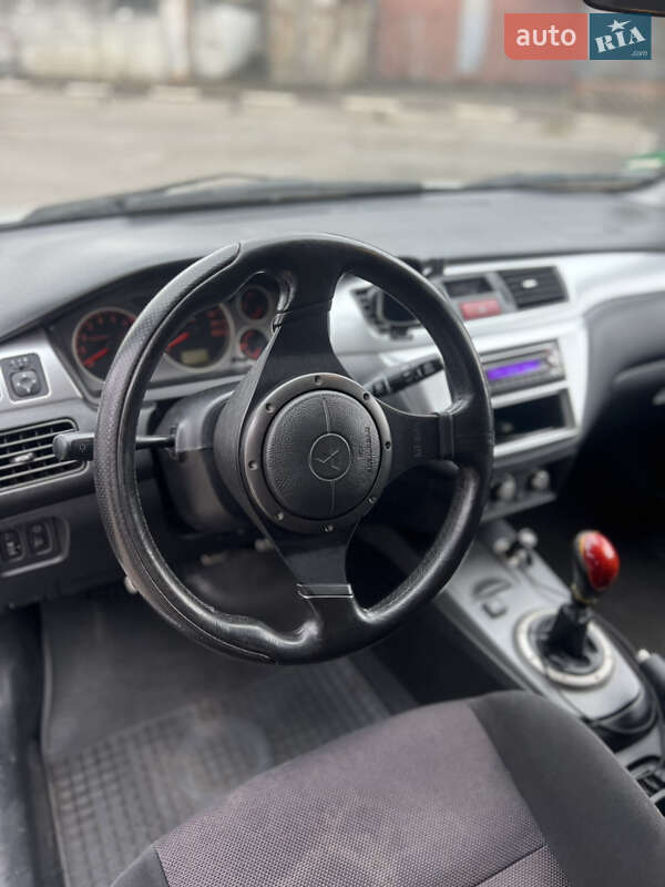 Универсал Mitsubishi Lancer 2006 в Чернигове