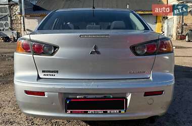 Седан Mitsubishi Lancer 2010 в Киеве