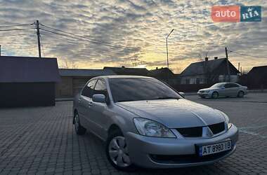 Седан Mitsubishi Lancer 2005 в Надворной