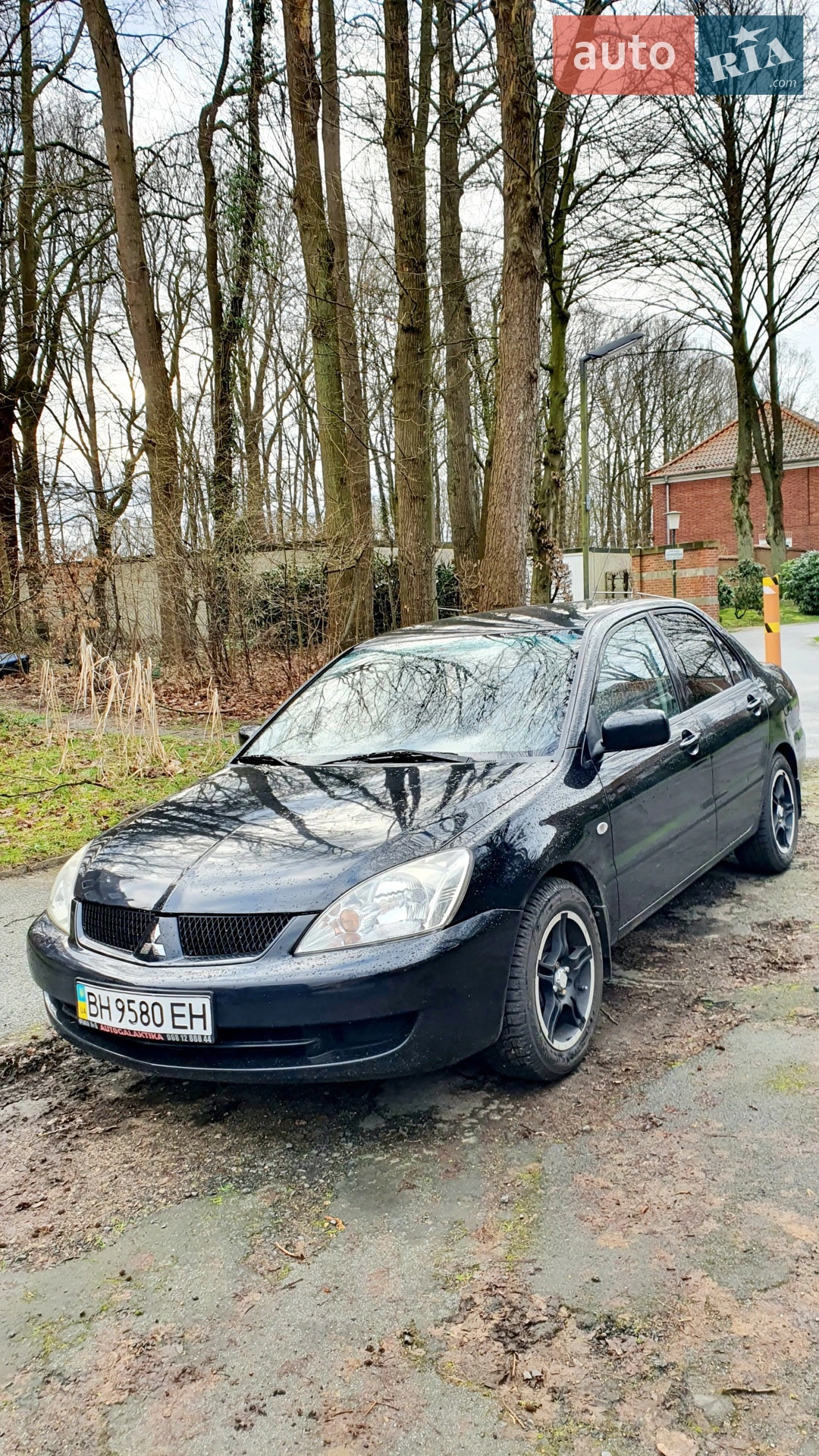 2011 Mitsubishi Lancer - фото 1