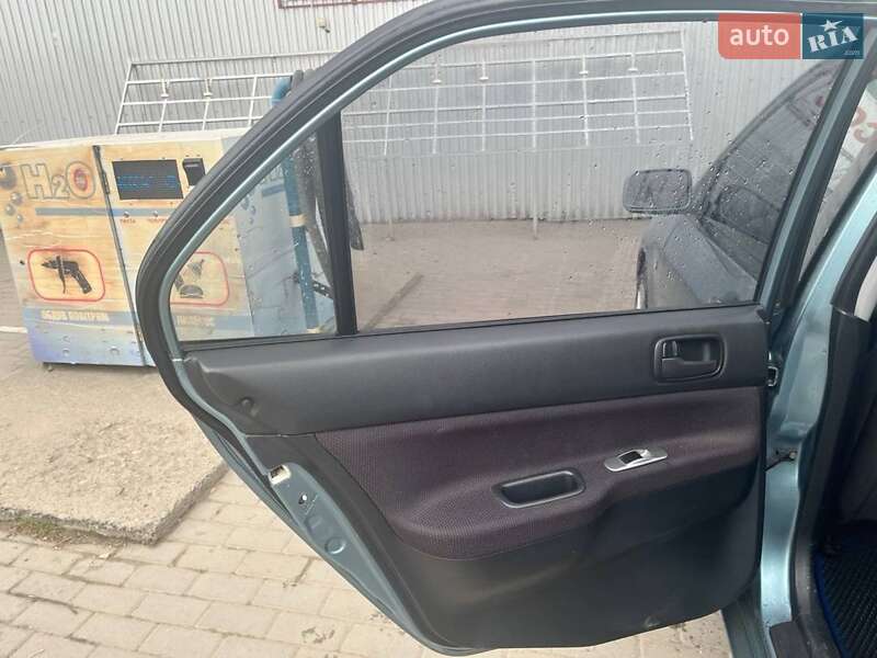 Седан Mitsubishi Lancer 2007 в Черновцах