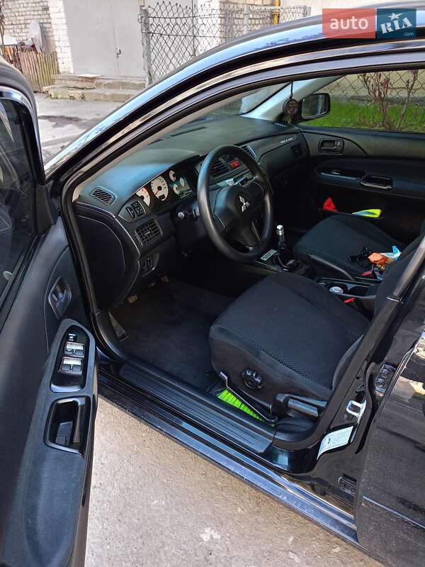 Седан Mitsubishi Lancer 2008 в Львові