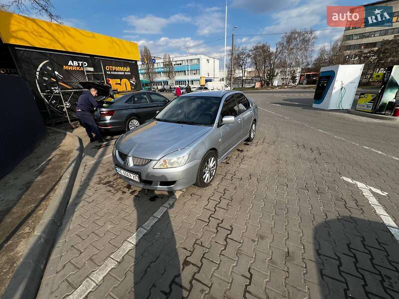Седан Mitsubishi Lancer 2004 в Днепре фото 6 Седан Mitsubishi Lancer 2004 в Днепре