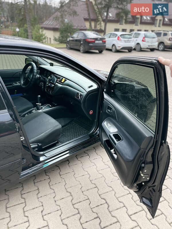Седан Mitsubishi Lancer 2008 в Буске
