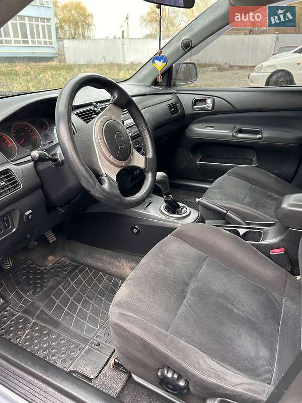 Седан Mitsubishi Lancer 2005 в Каменец-Подольском
