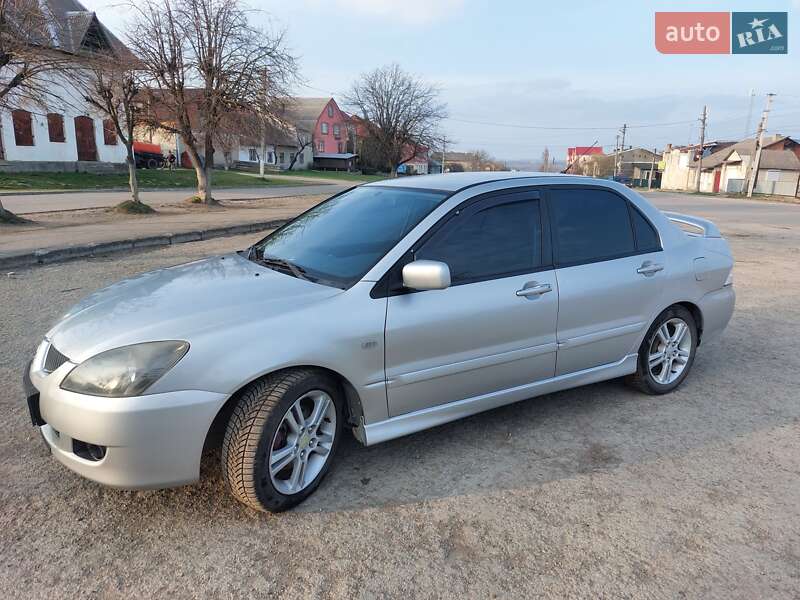 Mitsubishi Lancer 2005