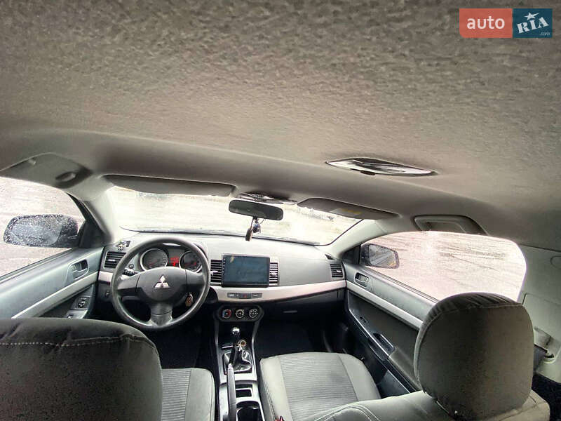 Седан Mitsubishi Lancer 2008 в Черкассах