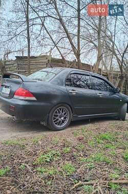 Седан Mitsubishi Lancer 2004 в 