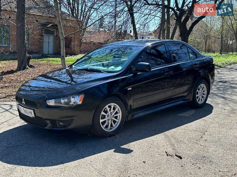 Mitsubishi Lancer 2011