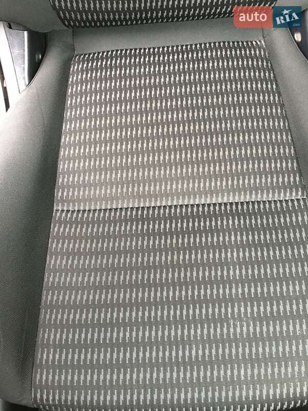 Седан Mitsubishi Lancer 2012 в Запоріжжі