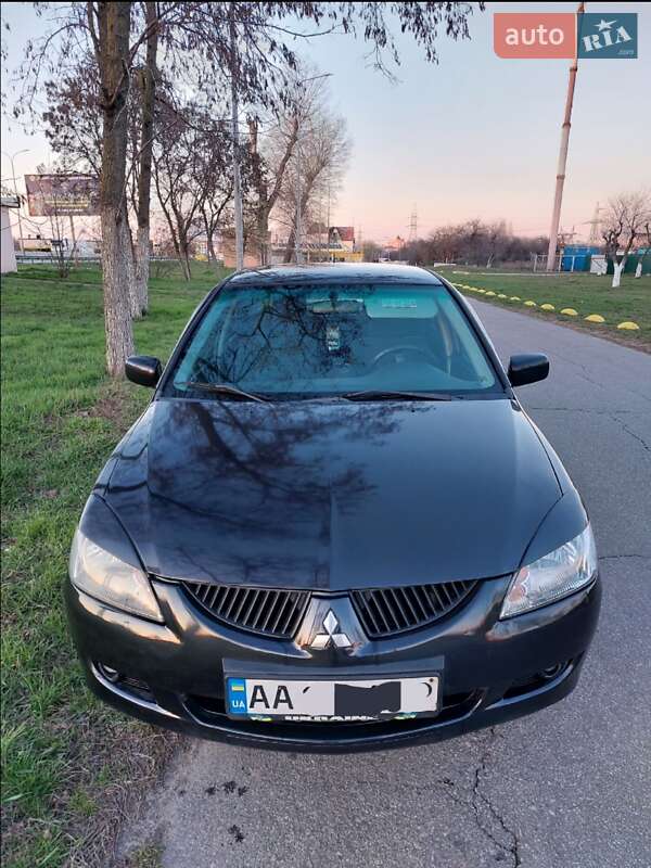Mitsubishi Lancer 2004