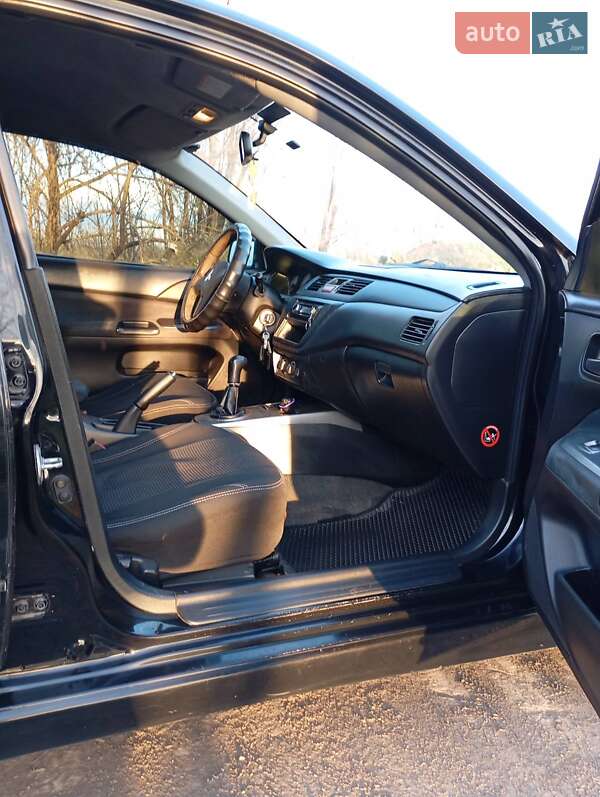 Седан Mitsubishi Lancer 2006 в Кропивницком