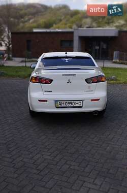 Седан Mitsubishi Lancer 2009 в 