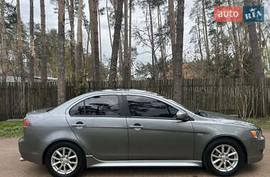 Седан Mitsubishi Lancer 2016 в 