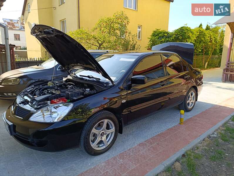 Седан Mitsubishi Lancer 2008 в Пустомытах