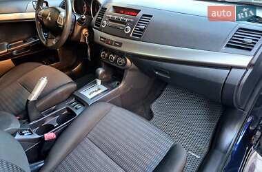 Седан Mitsubishi Lancer 2012 в 