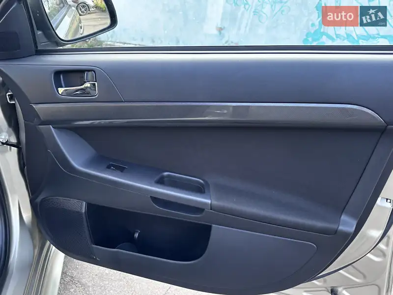 Mitsubishi Lancer 2008 VIN JMBSNCY4A9U000613 фото оголошення 26 з 65