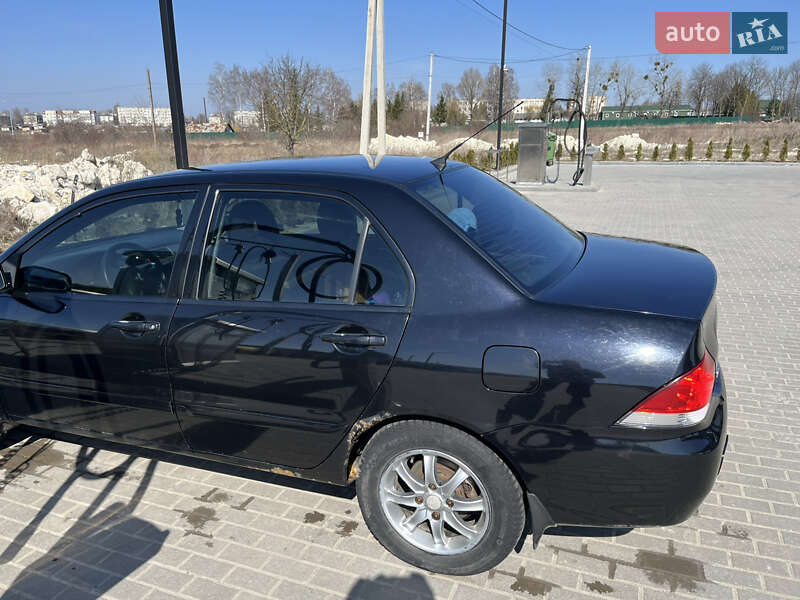 Седан Mitsubishi Lancer 2006 в Золочеві
