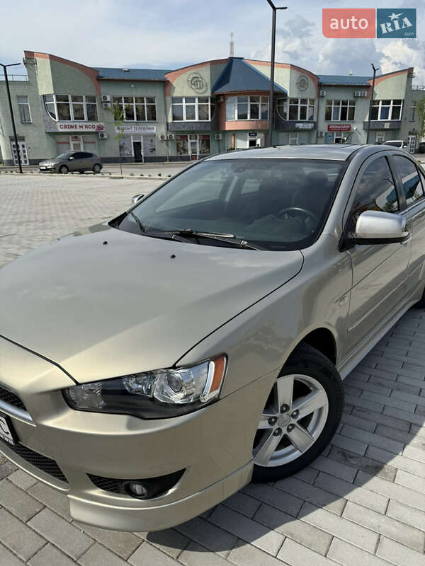 Седан Mitsubishi Lancer 2008 в Ужгороді