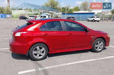 Хетчбек Mitsubishi Lancer 2009 в 