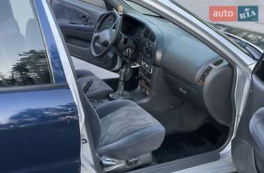 Седан Mitsubishi Lancer 2001 в 