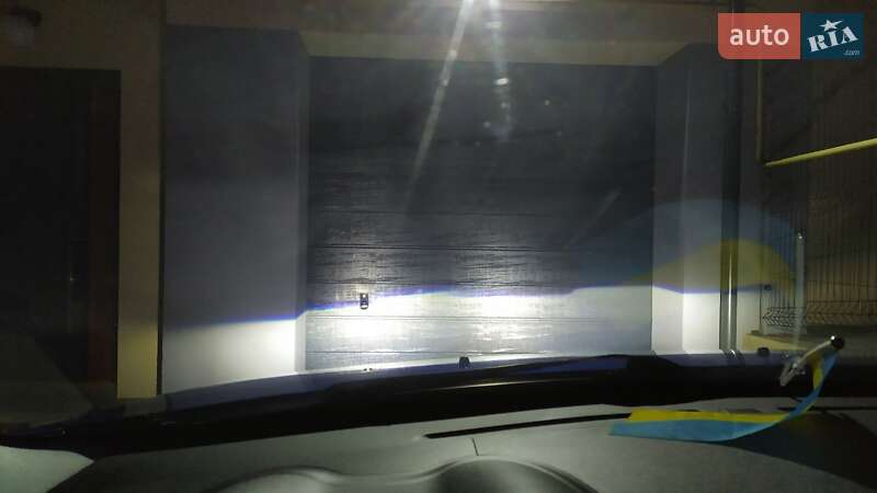 Седан Mitsubishi Lancer 2015 в Івано-Франківську