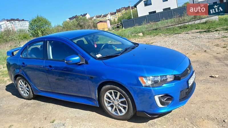 Седан Mitsubishi Lancer 2015 в Івано-Франківську