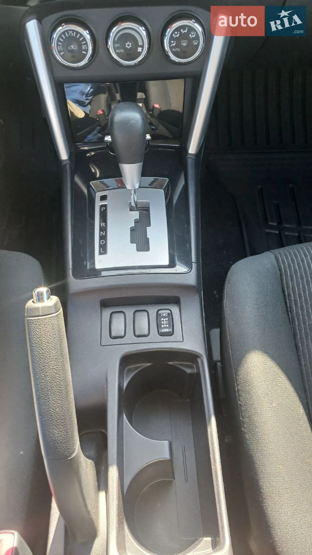 2015 Mitsubishi Lancer - мініатюра 27
