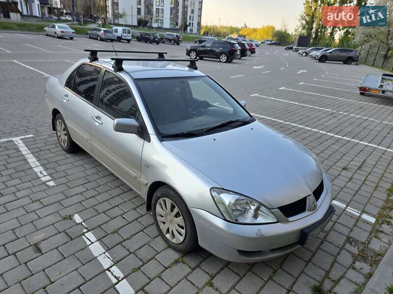 Седан Mitsubishi Lancer 2007 в Луцке