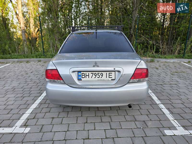 Седан Mitsubishi Lancer 2007 в Луцке