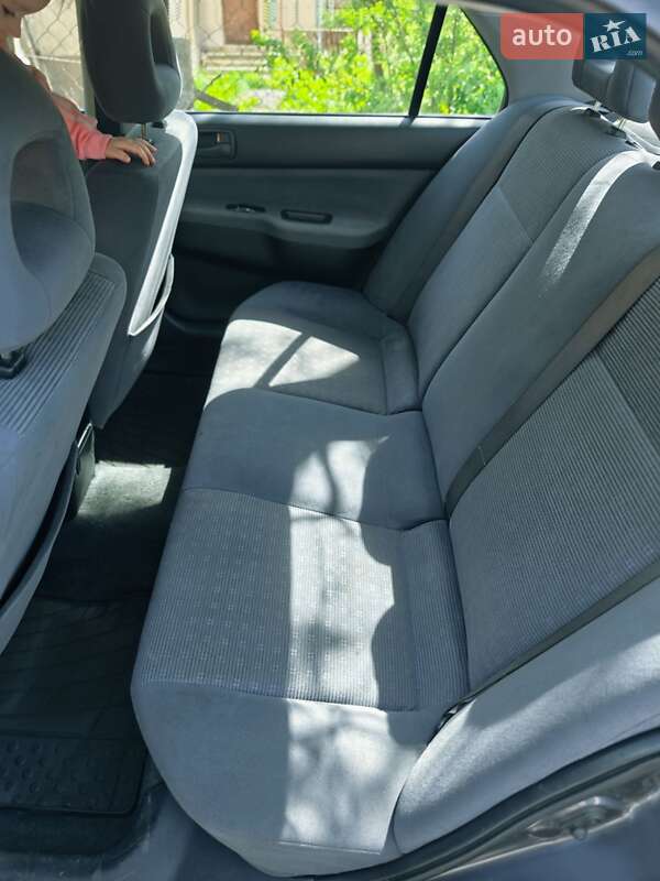 Седан Mitsubishi Lancer 2004 в Луцке