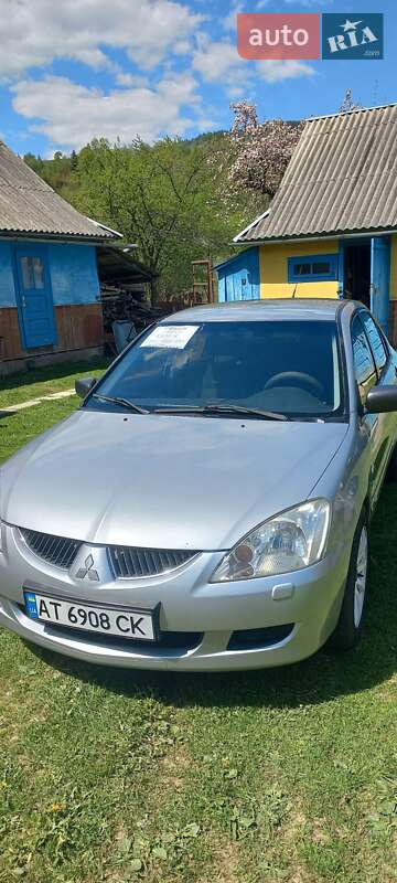 Седан Mitsubishi Lancer 2004 в Яремчі