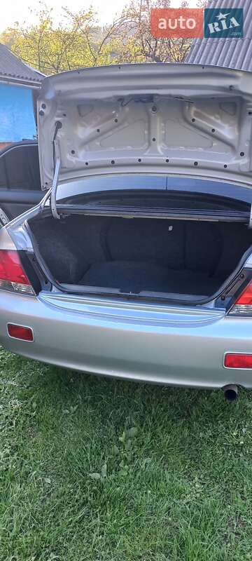 Седан Mitsubishi Lancer 2004 в Яремчі