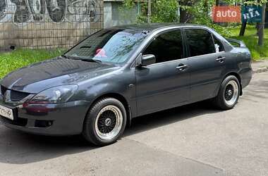 Седан Mitsubishi Lancer 2003 в Києві