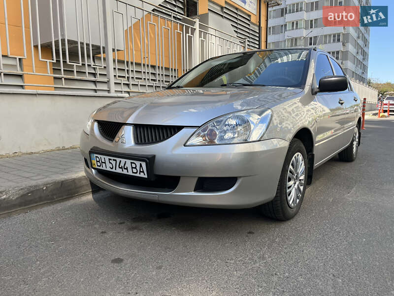 Mitsubishi Lancer 2004