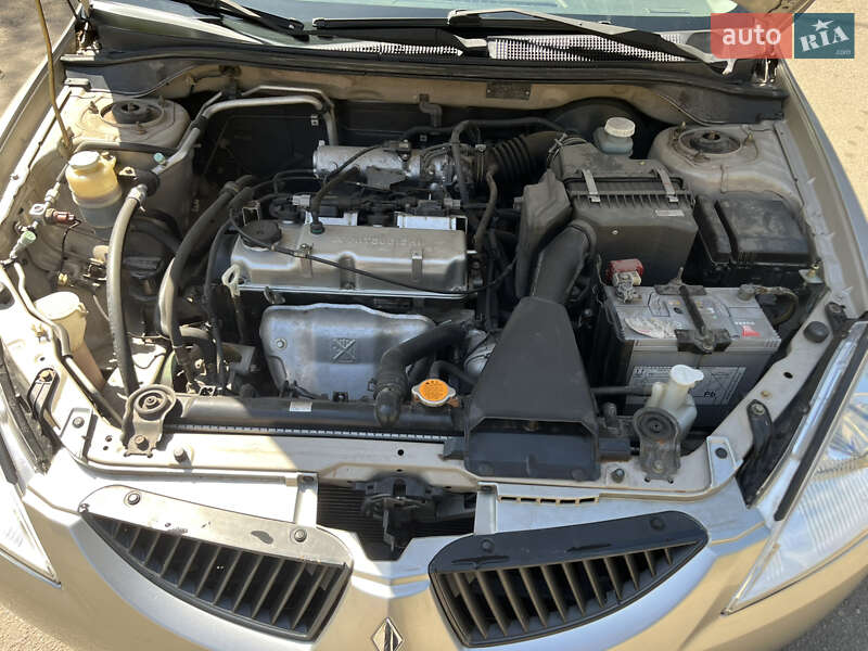 Седан Mitsubishi Lancer 2004 в Одесі