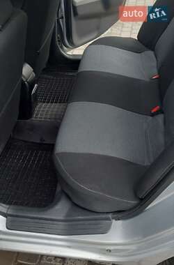 Седан Mitsubishi Lancer 2004 в 
