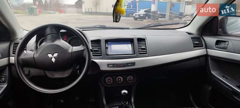 Седан Mitsubishi Lancer 2008 в Тячеві