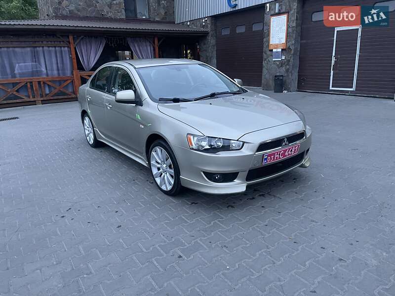 Седан Mitsubishi Lancer 2008 в Луцьку