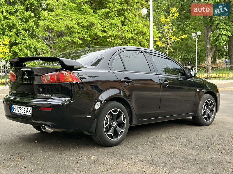Седан Mitsubishi Lancer 2008 в Ізмаїлі