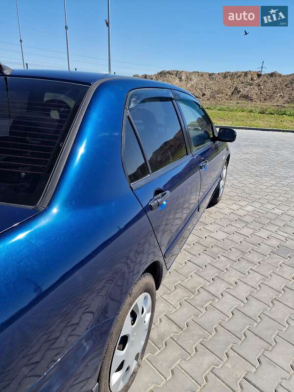 Седан Mitsubishi Lancer 2004 в Луцке