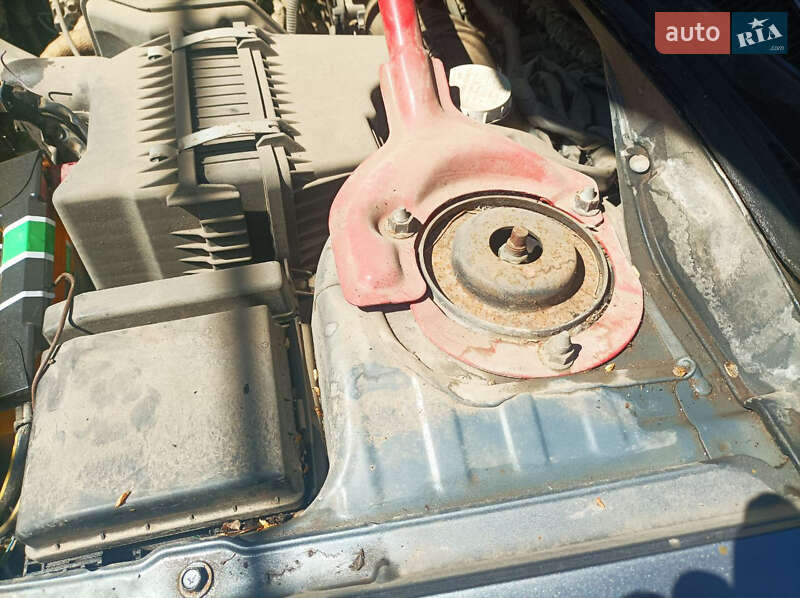 Седан Mitsubishi Lancer 2006 в Николаеве