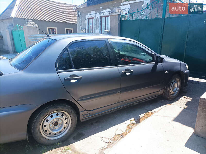 Седан Mitsubishi Lancer 2006 в Николаеве