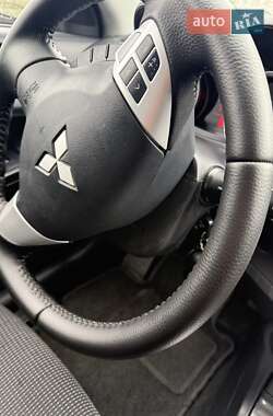 Седан Mitsubishi Lancer 2011 в 